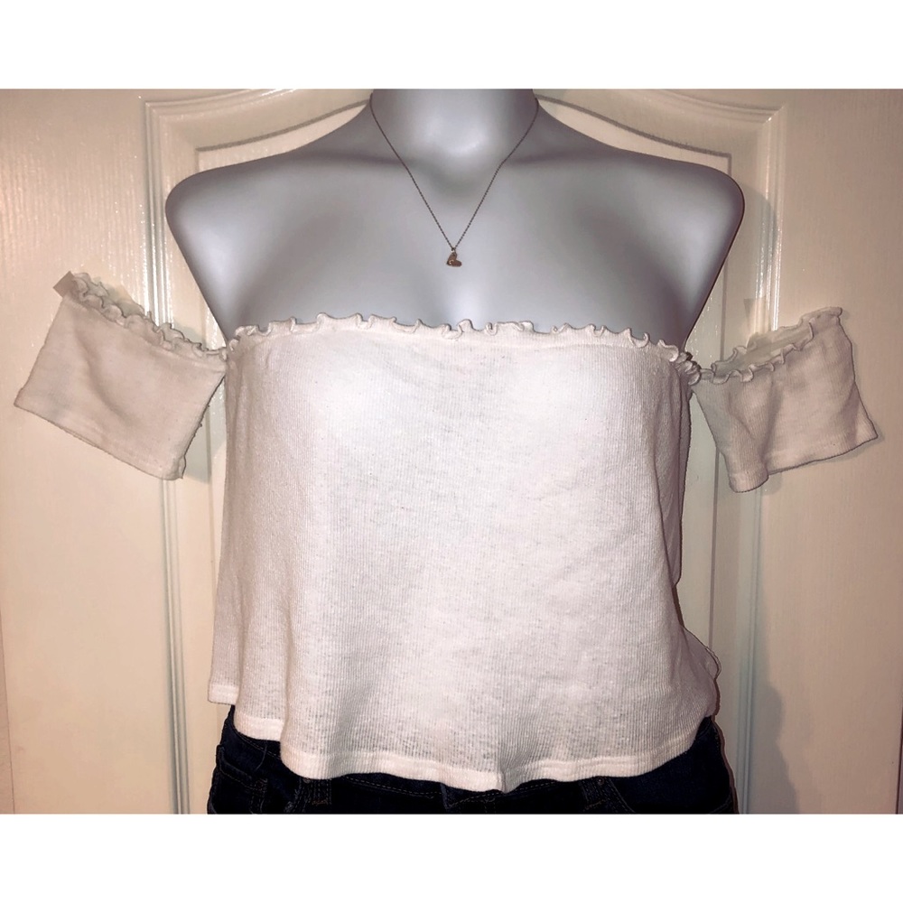 Charlotte Russe Lettuce Edge off the shoulder top